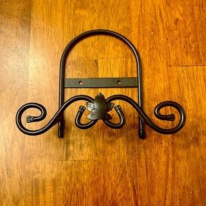 Longaberger wrought iron cookbook stand